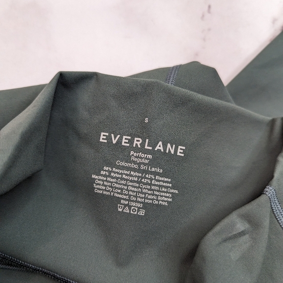 Everlane Leggings Size Small The Perform Legging Pine Green Regular 28 ReNew - Picture 5 of 12